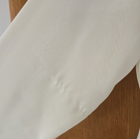 Nasty Gal, White Button-Up Shirt Size M.. - Picture 4 of 7